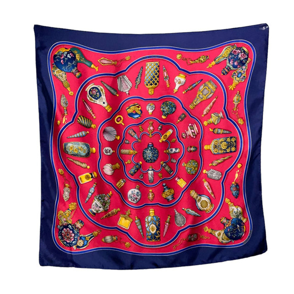 Hermès HERMES Silk Scarf 90cm Qu Importe Le Flacon  Blue Scarf 35" - Picture 2 of 16